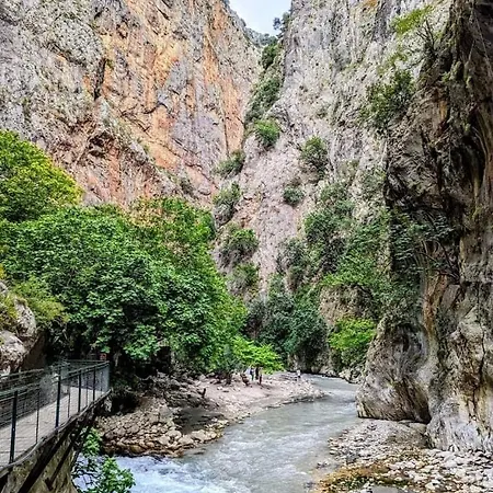 Glennhouse Feriehus Kaş